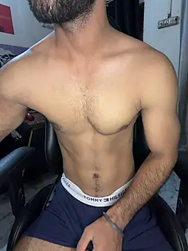 Snapshot of Fitboy07 chatting on 07.05.26 Fitboy07 online show from 07.05.26