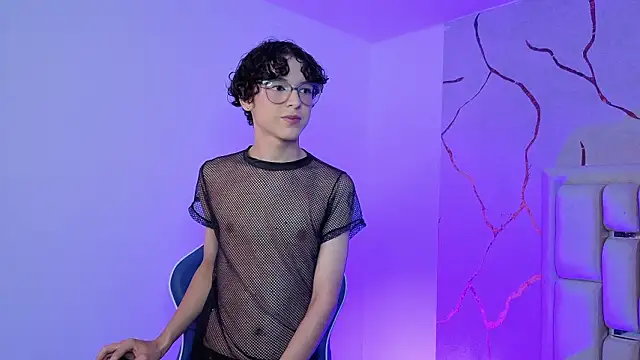 SthepanodiMonaco online show from 03.11.26