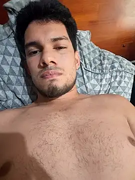 Snapshot of eloculto98 chatting on 12.01.25 eloculto98 online show from 12.01.25