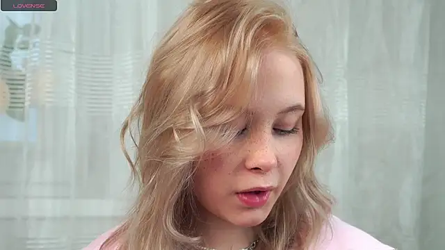 AunclreaVache online show from 03.27.26