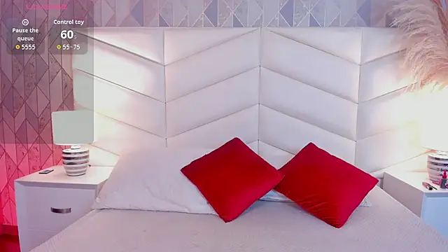 Lizzi Hotman  online show from 12.05.25