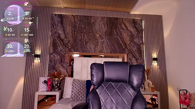 Caroline foster1 online show from 01.08.26