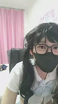 Snapshot of linaili520 chatting on 05.17.26 linaili520 online show from 05.17.26
