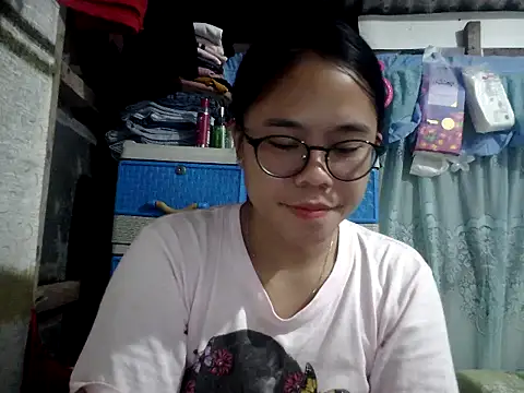 Snapshot of xxdreamgirl69 chatting on 04.26.26 xxdreamgirl69 online show from 04.26.26