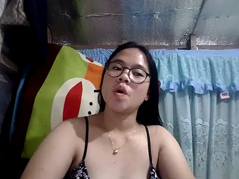 Snapshot of xxdreamgirl69 chatting on 05.03.26 xxdreamgirl69 online show from 05.03.26