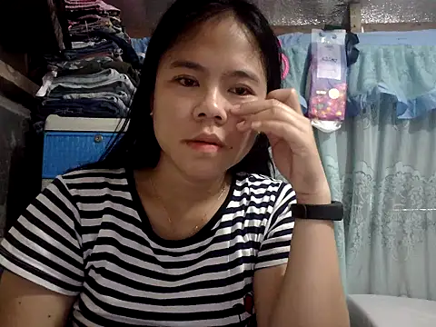 Snapshot of xxdreamgirl69 chatting on 05.14.26 xxdreamgirl69 online show from 05.14.26