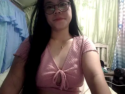 Snapshot of xxdreamgirl69 chatting on 05.19.26 xxdreamgirl69 online show from 05.19.26