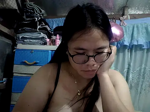 Snapshot of xxdreamgirl69 chatting on 05.27.26 xxdreamgirl69 online show from 05.27.26