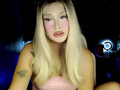 Snapshot of urfuckingdoll69 chatting on 07.17.26 urfuckingdoll69 online show from 07.17.26