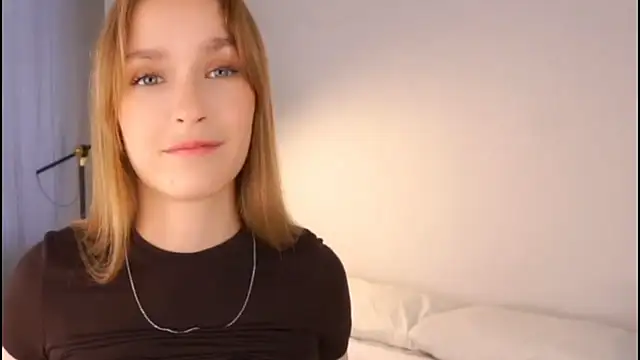 Snapshot of Spennsy_Hellen chatting on 11.29.25 Spennsy Hellen online show from 11.29.25