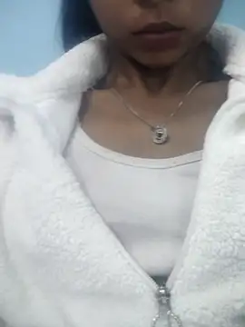 Isha Liha online show from 12.03.25