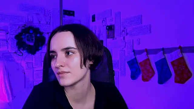 KateWillows online show from 12.16.25