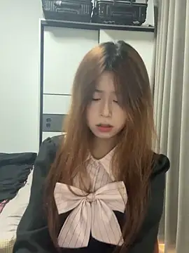 xiaohui660 online show from 11.29.25