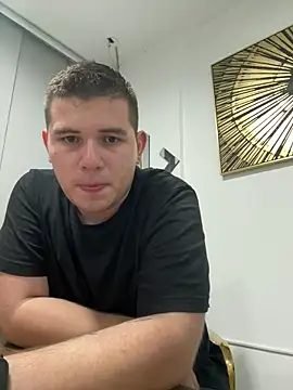 Snapshot of ian_david_Xxx chatting on 11.30.25 ian david Xxx online show from 11.30.25