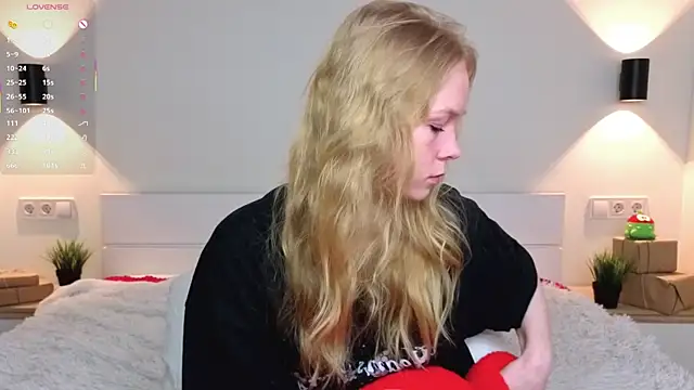 GhisllaineWestler online show from 03.03.26