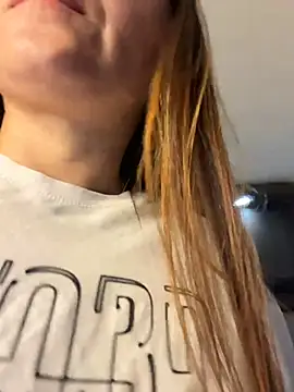 RosaliaVicky online show from 12.14.25