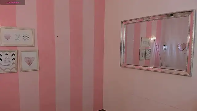 Amaia Monroe online show from 04.17.26