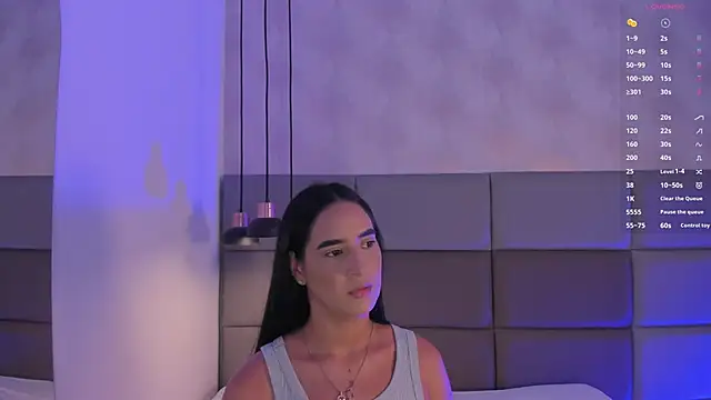 Emily luve online show from 12.04.25