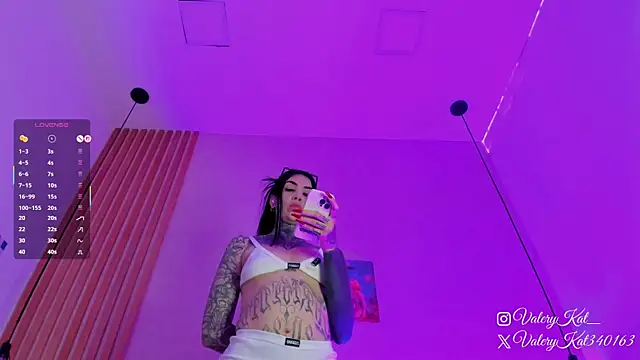 Valerykat  online show from 02.19.26