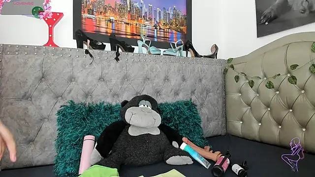 Melody Prescott online show from 02.02.26