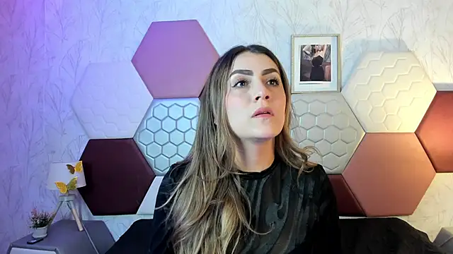 AriaRous online show from 04.22.26