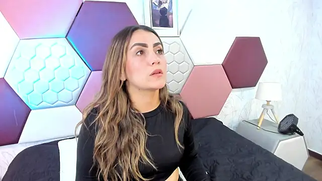 Snapshot of AriaRous chatting on 05.07.26 AriaRous online show from 05.07.26