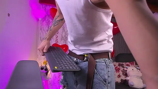 Jake beach  online show from 02.14.26