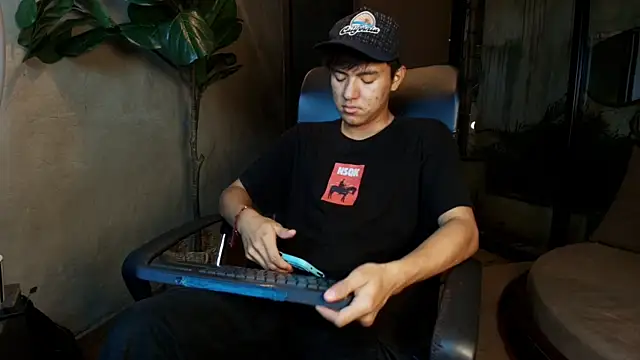 isaac grimm online show from 03.01.26