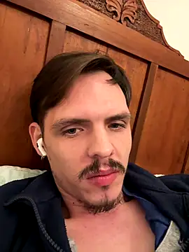 Dicken09 online show from 11.29.25