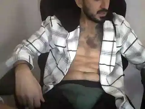 Snapshot of dark_blue90 chatting on 11.29.25 dark blue90 online show from 11.29.25