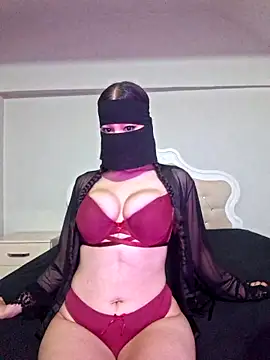 Snapshot of deva-sexy chatting on 06.19.26 deva-sexy online show from 06.19.26