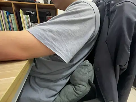 hiiiizzzz online show from 02.03.26