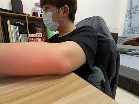 hiiiizzzz online show from 02.23.26