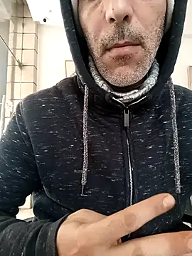 Snapshot of scsico20 chatting on 11.30.25 scsico20 online show from 11.30.25