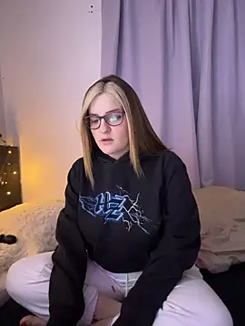 kira velour online show from 01.06.26