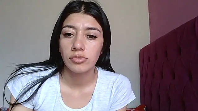 Snapshot of TaylorLove- chatting on 01.05.26 TaylorLove- online show from 01.05.26