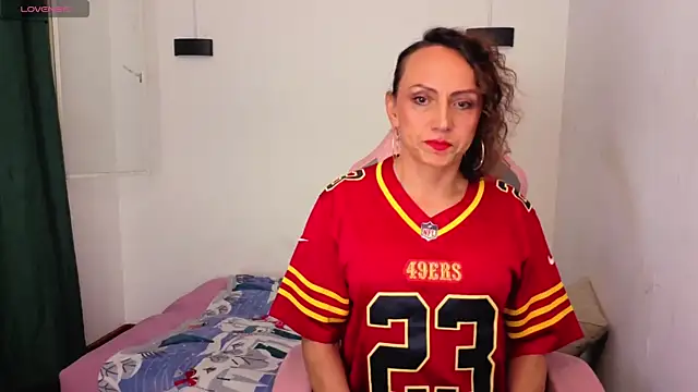 Ivonne ferrer   online show from 12.04.25