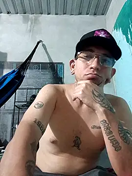 Snapshot of macarywillm chatting on 03.16.26 macarywillm online show from 03.16.26