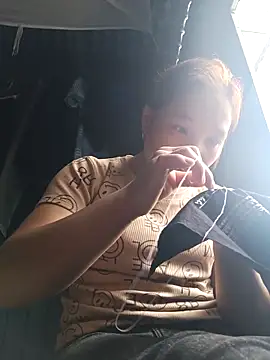 Evelyn-n online show from 12.02.25