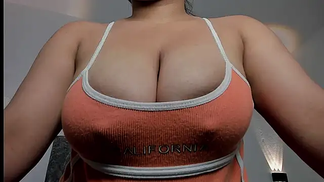 Mia Allenn online show from 02.17.26