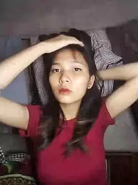 Snapshot of Tea-peach chatting on 11.30.25 Tea-peach online show from 11.30.25