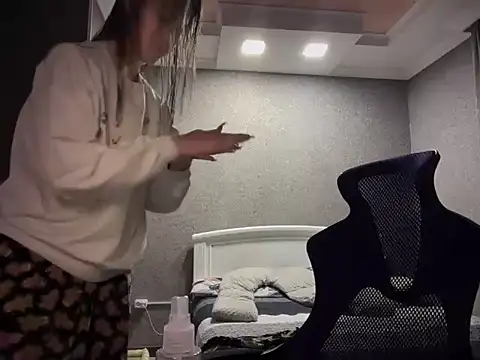 lilXdomii online show from 12.14.25