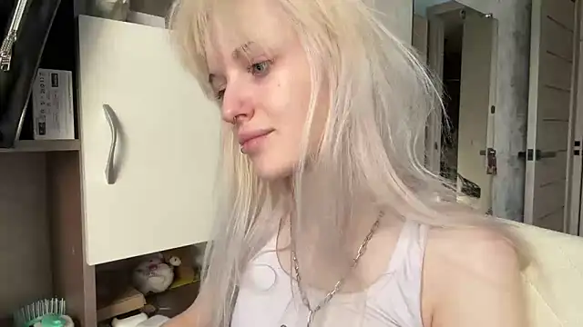 Snapshot of CelenFomes chatting on 02.12.26 CelenFomes online show from 02.12.26