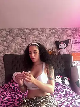Snapshot of Babygirlmarie1999 chatting on 06.17.26 Babygirlmarie1999 online show from 06.17.26