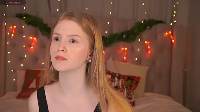 LilianHoward online show from 12.21.25