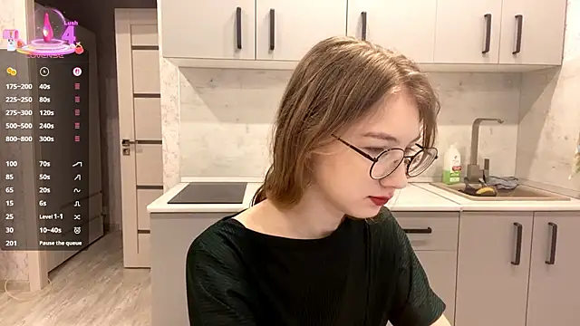 Snapshot of MargyDejong chatting on 02.15.26 MargyDejong online show from 02.15.26