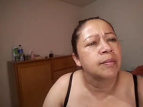 pamela 08 online show from 12.17.25