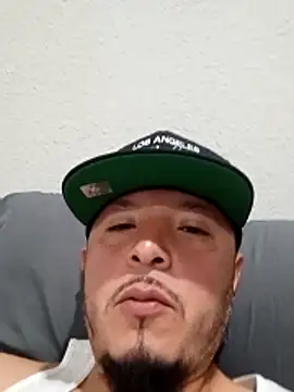 Lalin2323 online show from 02.04.26