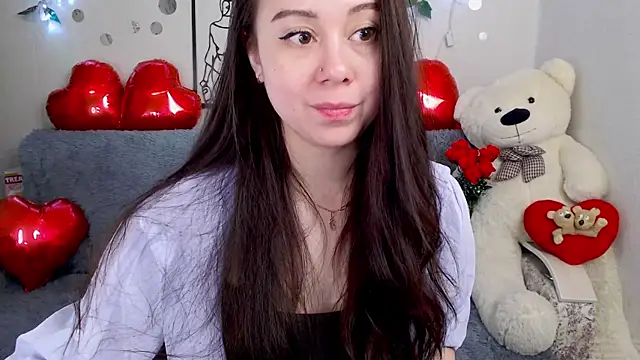 AlinaEleven online show from 04.10.26