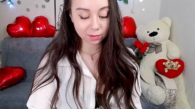 AlinaEleven online show from 04.20.26